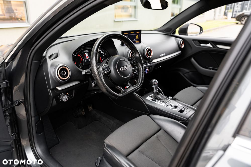 Audi A3 Sportback 2.0 TDI (clean diesel) quattro S tronic S line Sportpaket - 17