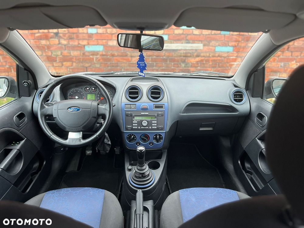 Ford Fiesta - 8