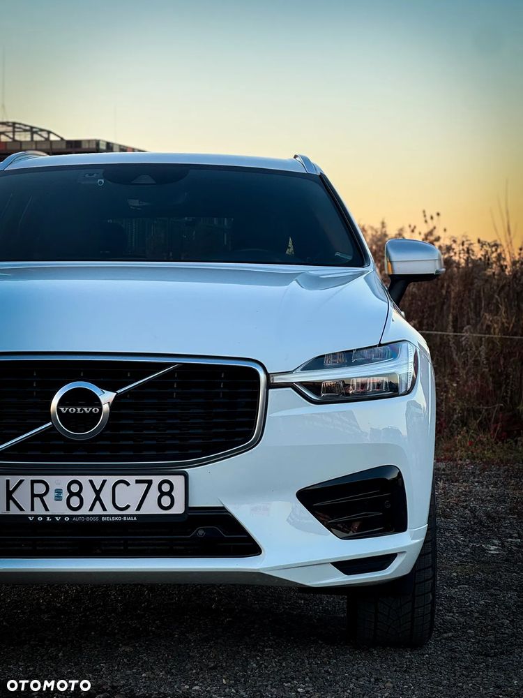 Volvo XC 60 T5 AWD R-Design - 2
