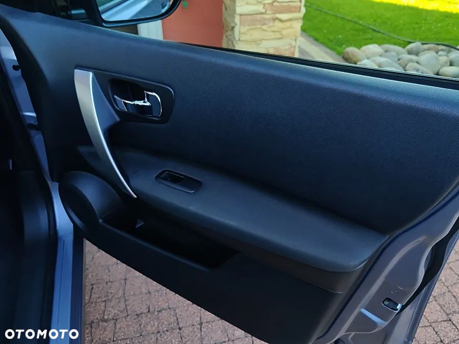 Nissan Qashqai 2.0 CVT 360 - 32