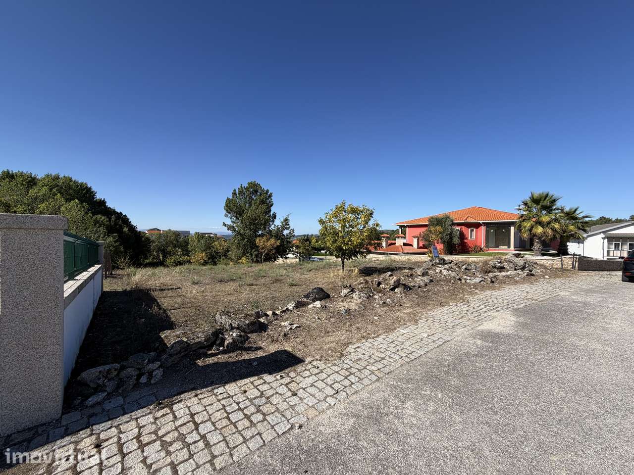 Terreno urbano de 1.250 m² em Sever, Moimenta da Beira