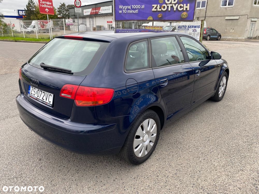 Audi A3 Sportback 1.6 Attraction - 25