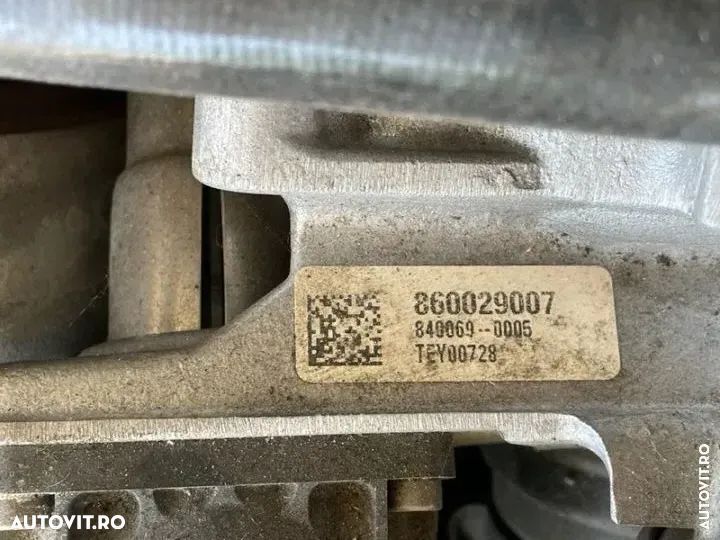 anexe motor bmw V8 benzină N63R 450hp 750i G11 750ix g12 750xi x6 f16 x5 F15 turbine alternator compresor ac clima injector injectoare - 8