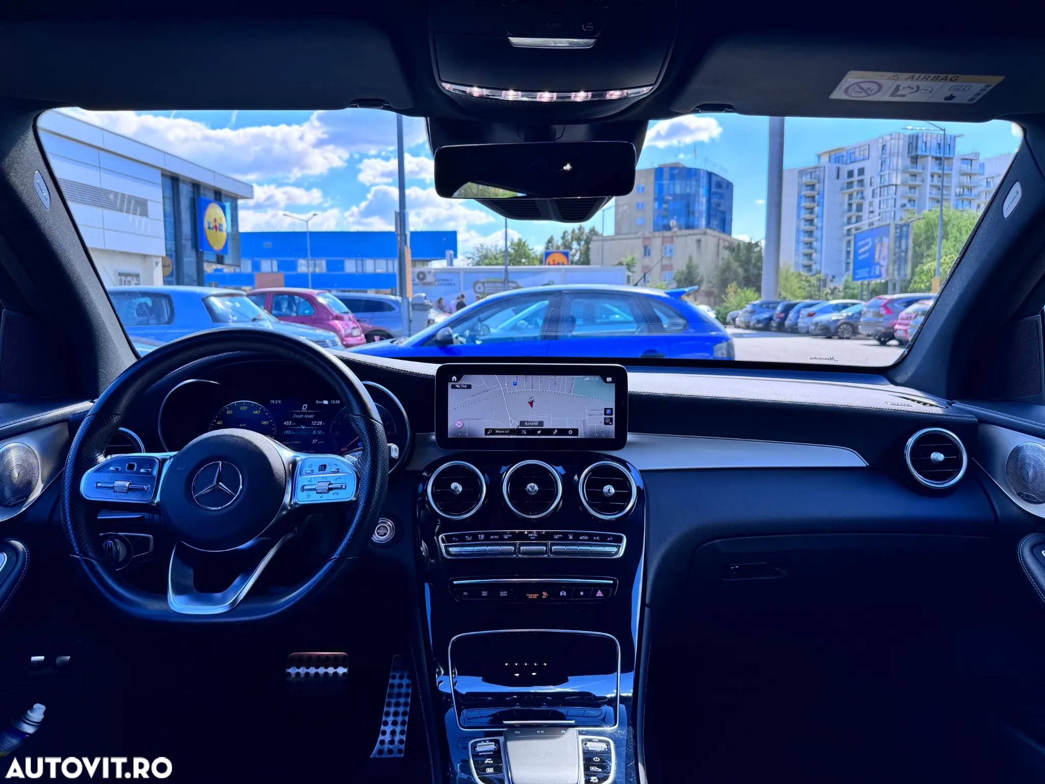 Mercedes-Benz GLC 300 e 4MATIC - 10