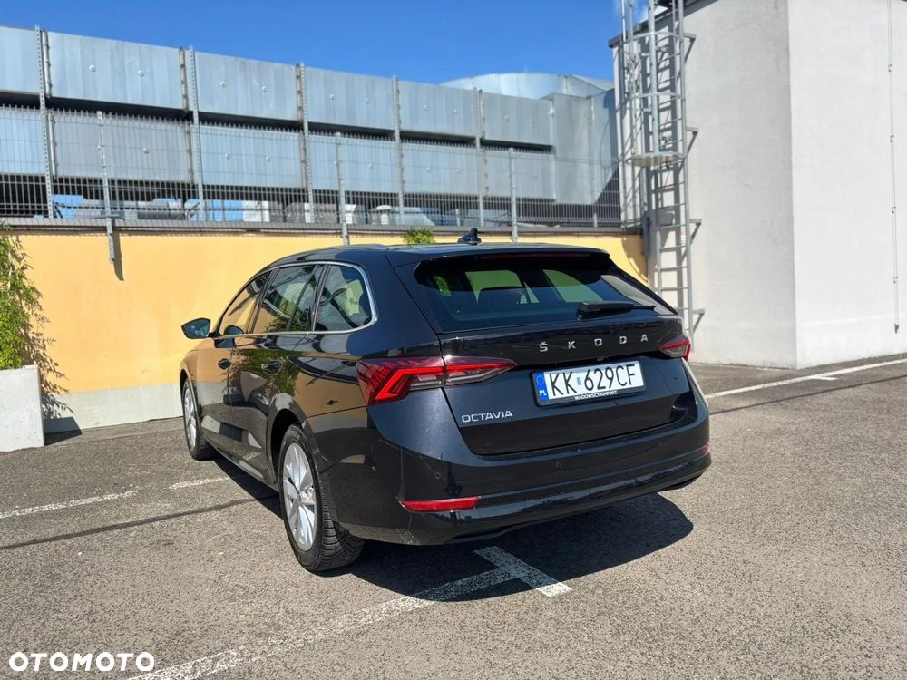 Skoda Octavia 2.0 TDI Style DSG - 7
