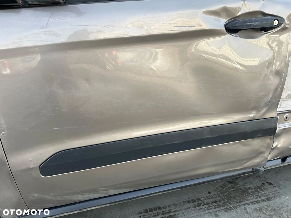 Ford TRANSIT CONNECT - 15