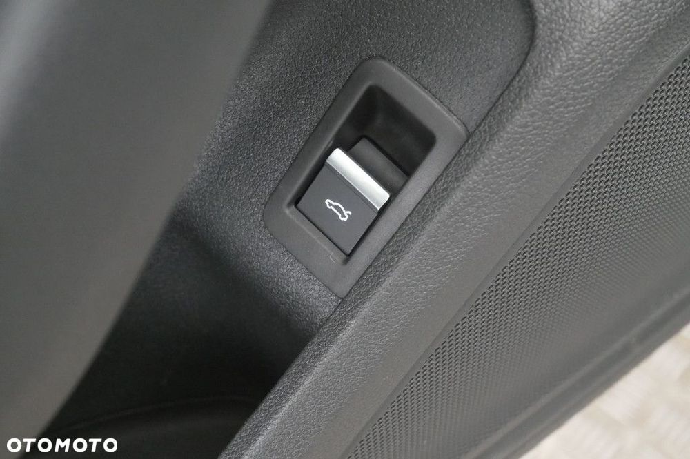 Audi A4 Limousine - 17