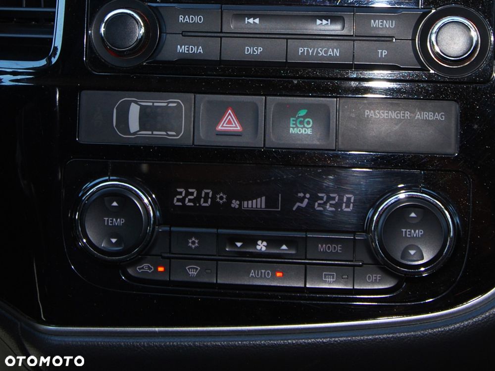 Mitsubishi Outlander 2.0 Intense + 4WD CVT - 28