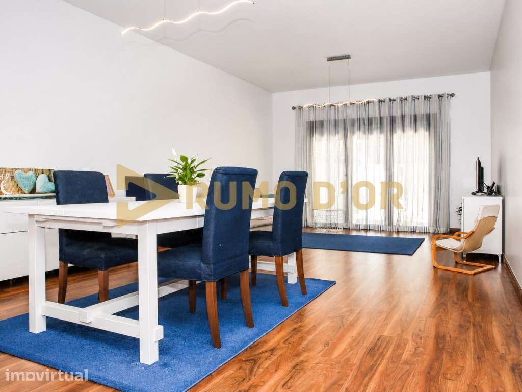 Moradia T3 Moderna em Bucelas, Garagem, Logradouro e Qualidade de V... - Grande imagem: 3/54