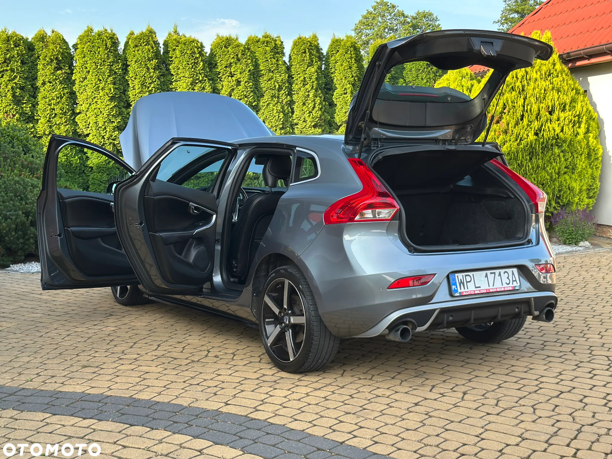 Volvo V40 D4 Drive-E R-Design Summum - 32