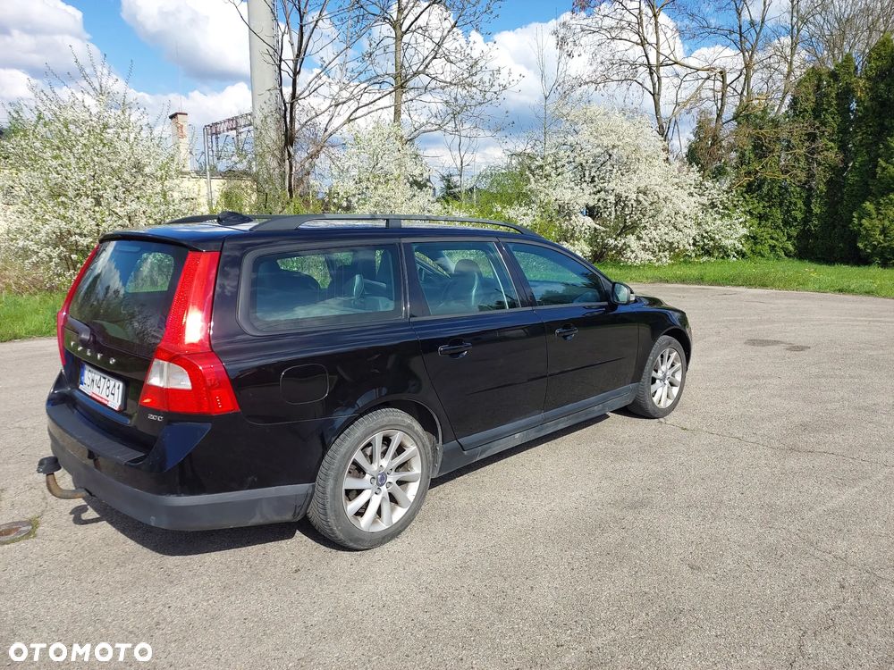 Volvo V70 2.0D Momentum - 6