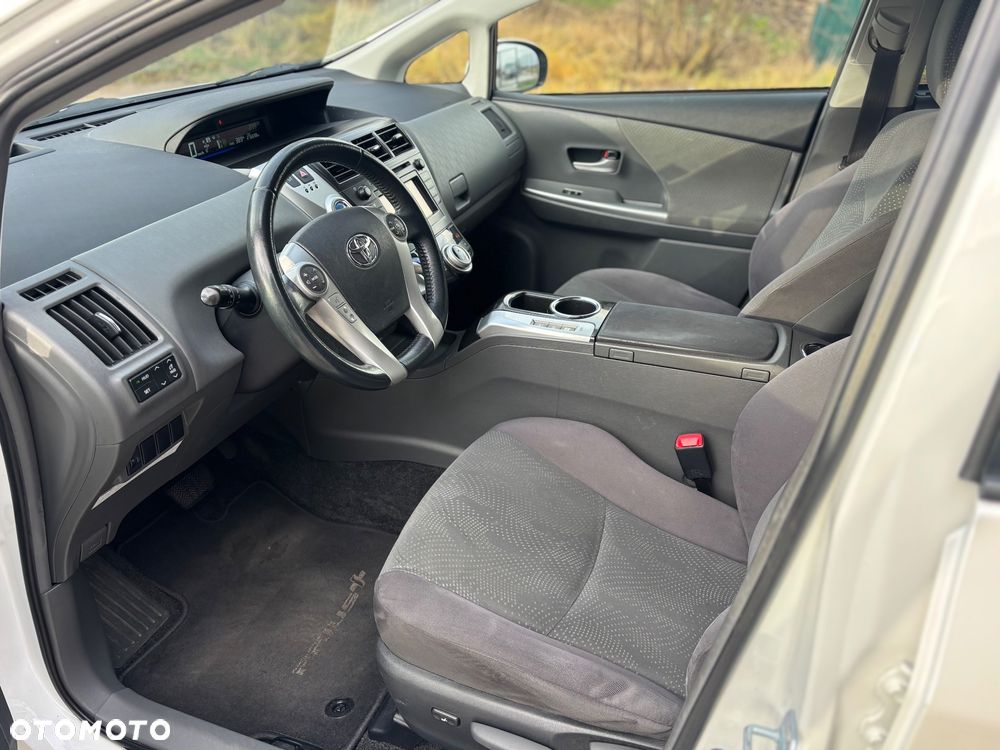 Toyota Prius 1.8 HSD Premium - 25