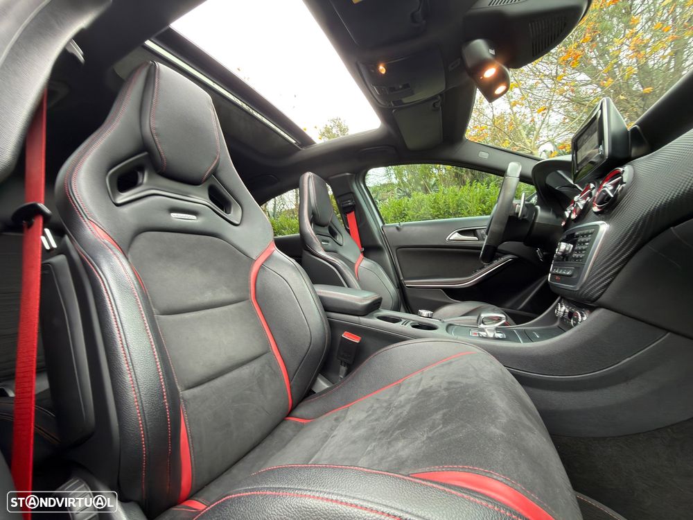 Mercedes-Benz A 45 AMG 4Matic Speedshift 7G-DCT Edition 1 - 28