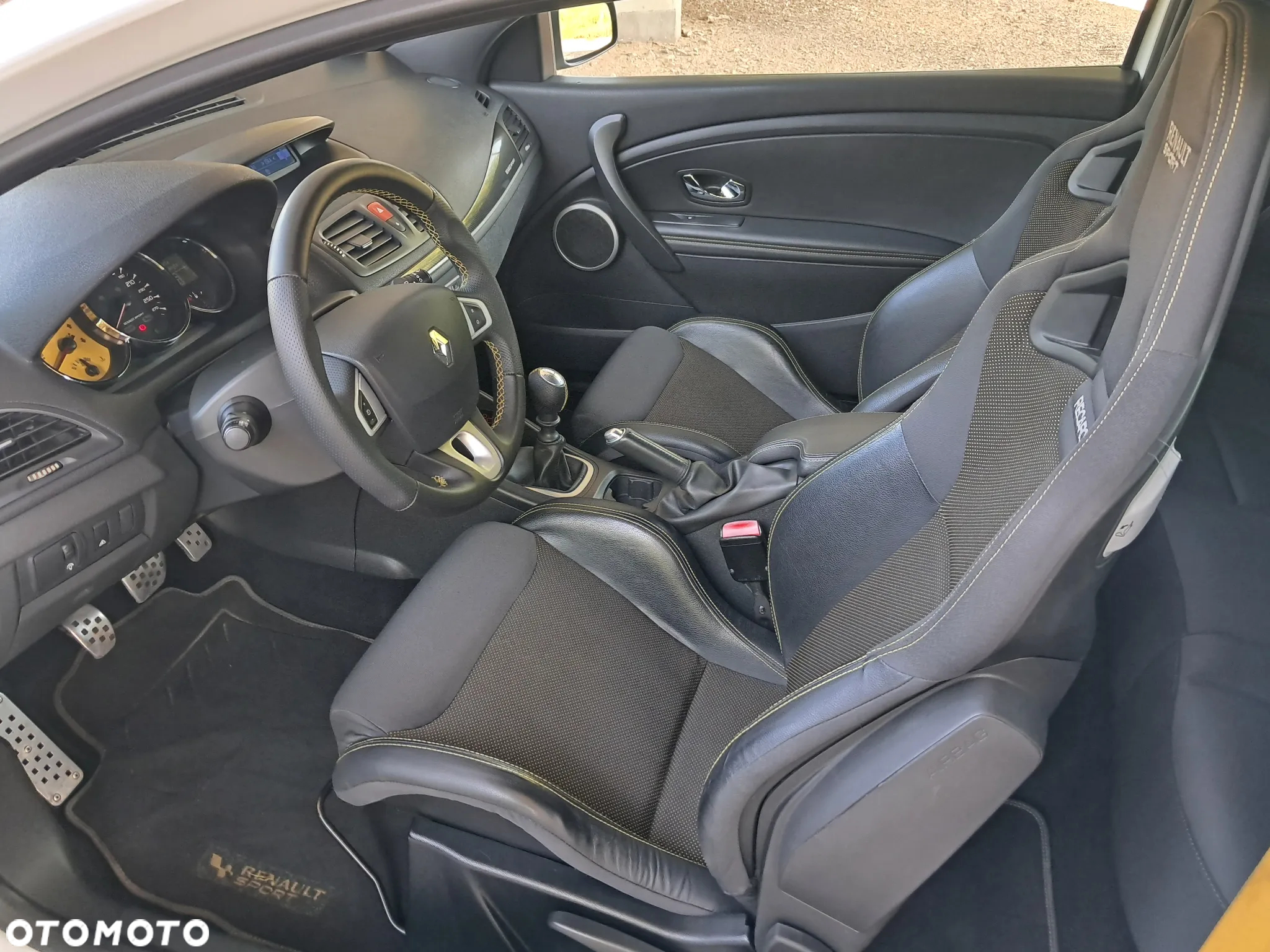 Renault Megane 2.0 16V R.S - 18