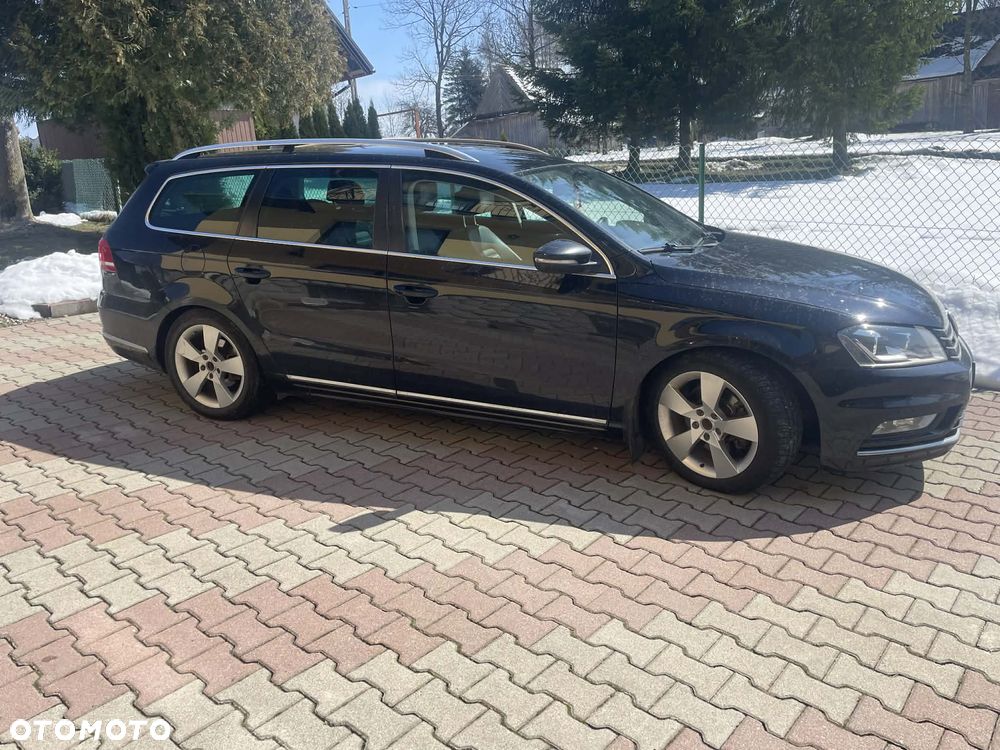 Volkswagen Passat 2.0 TDI 4Mot Highline DSG - 2