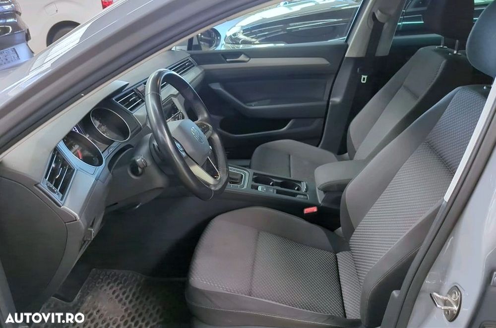 Volkswagen Passat 2.0 TDI SCR DSG - 6