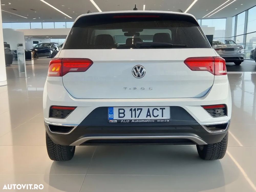 Volkswagen T-Roc - 7