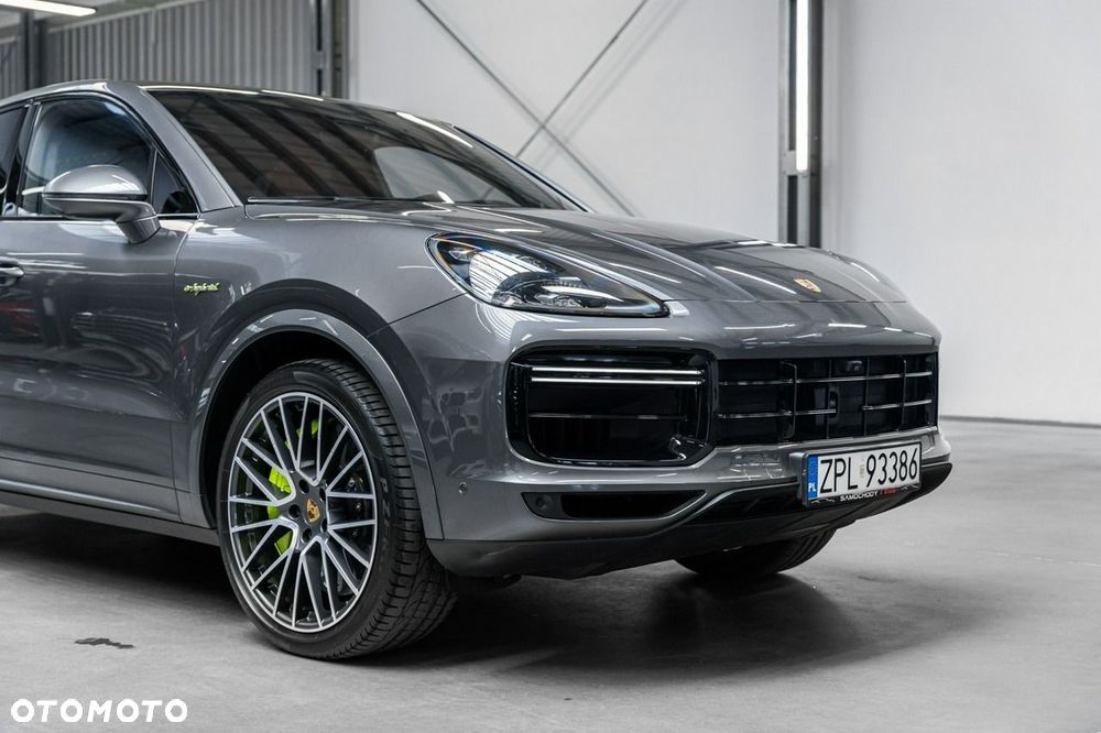 Porsche Cayenne - 11