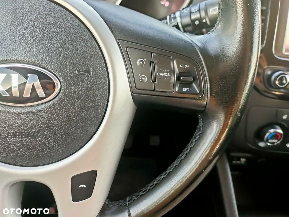 Kia Venga - 23