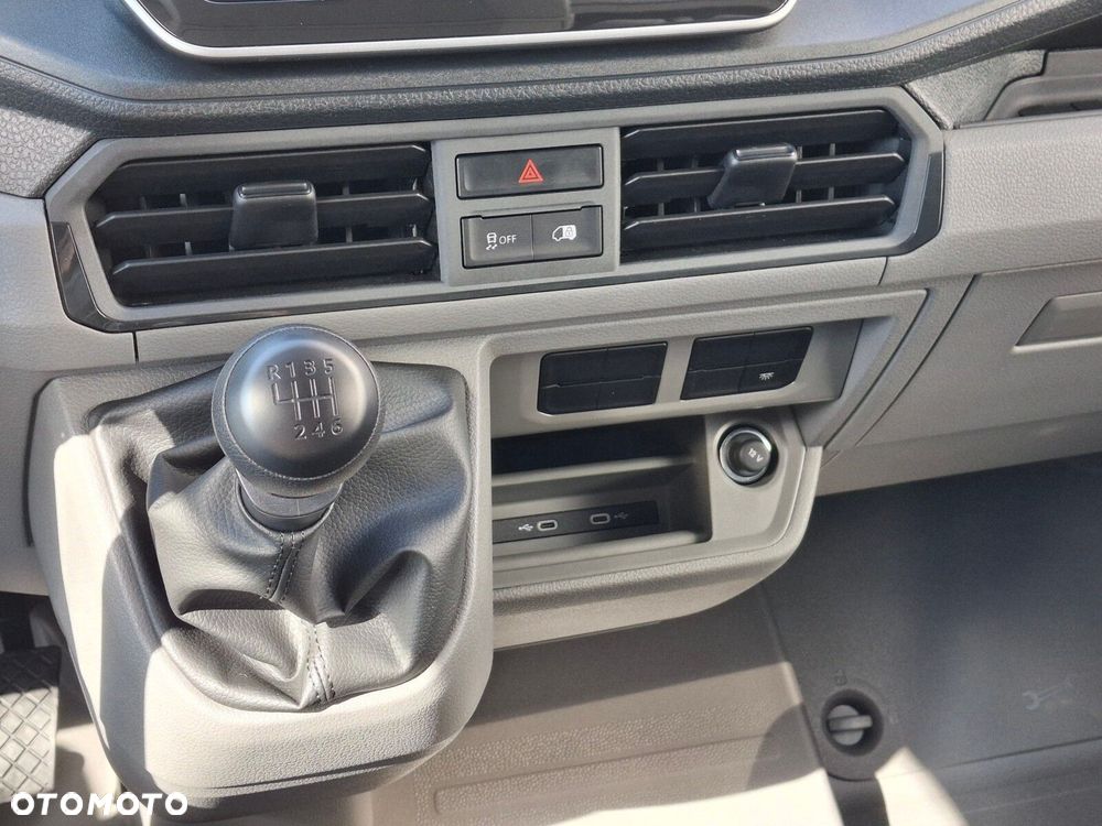 Volkswagen Crafter - 23