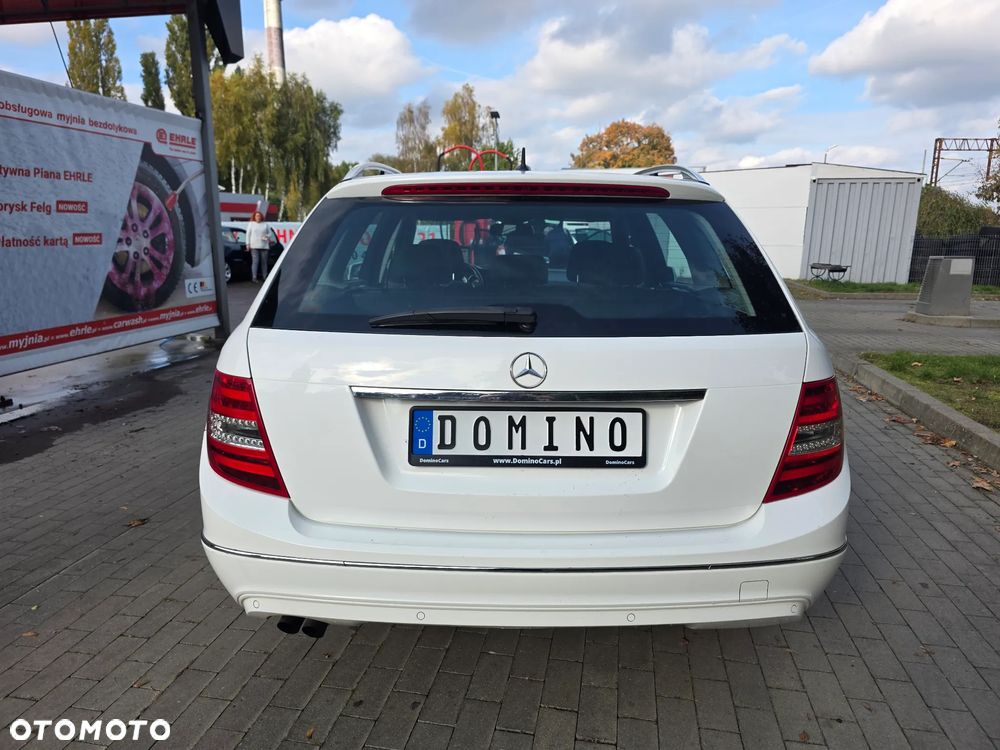 Mercedes-Benz Klasa C 180 T (BlueEFFICIENCY) 7G-TRONIC Avantgarde - 28