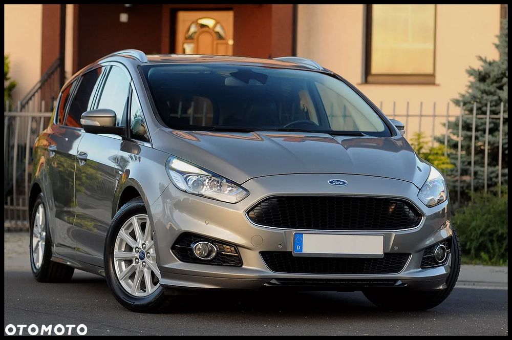 Ford S-Max - 9