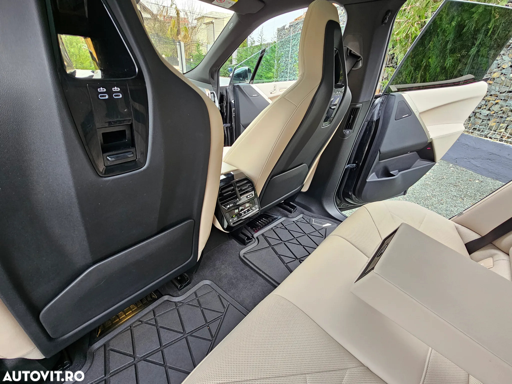 BMW iX xDrive40 - 18