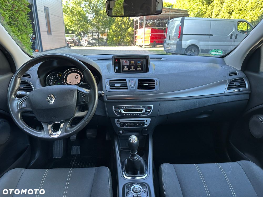 Renault Megane 1.6 16V 110 Paris - 3