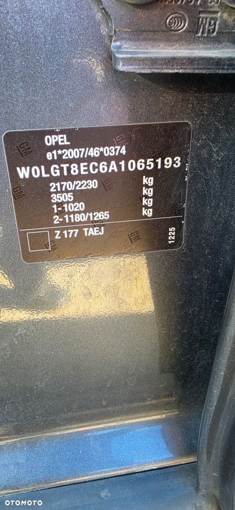 Opel Insignia 1.8 Sport - 10