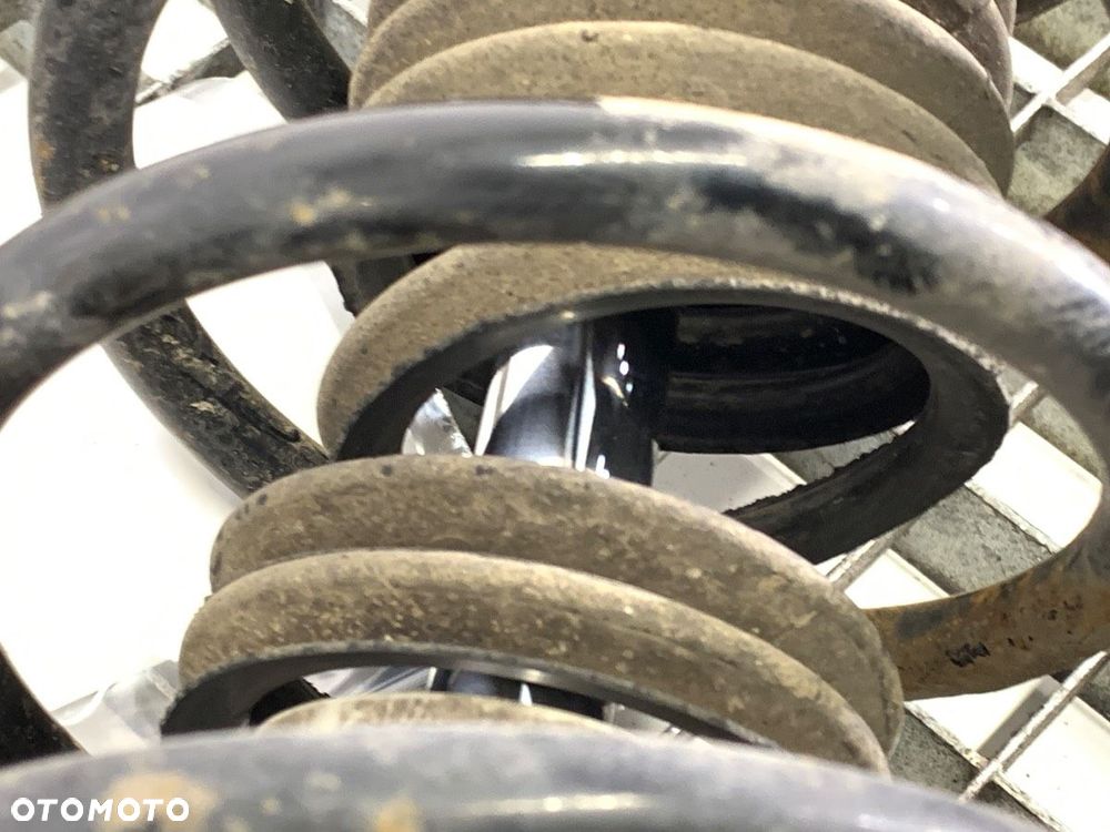 AMORTYZATOR PRAWY PRZÓD - 129.00 PLN - FORD FIESTA VI (CB1, CCN) 2008 - 2022 1.4 TDCi 51 kW [70 KM] - 4