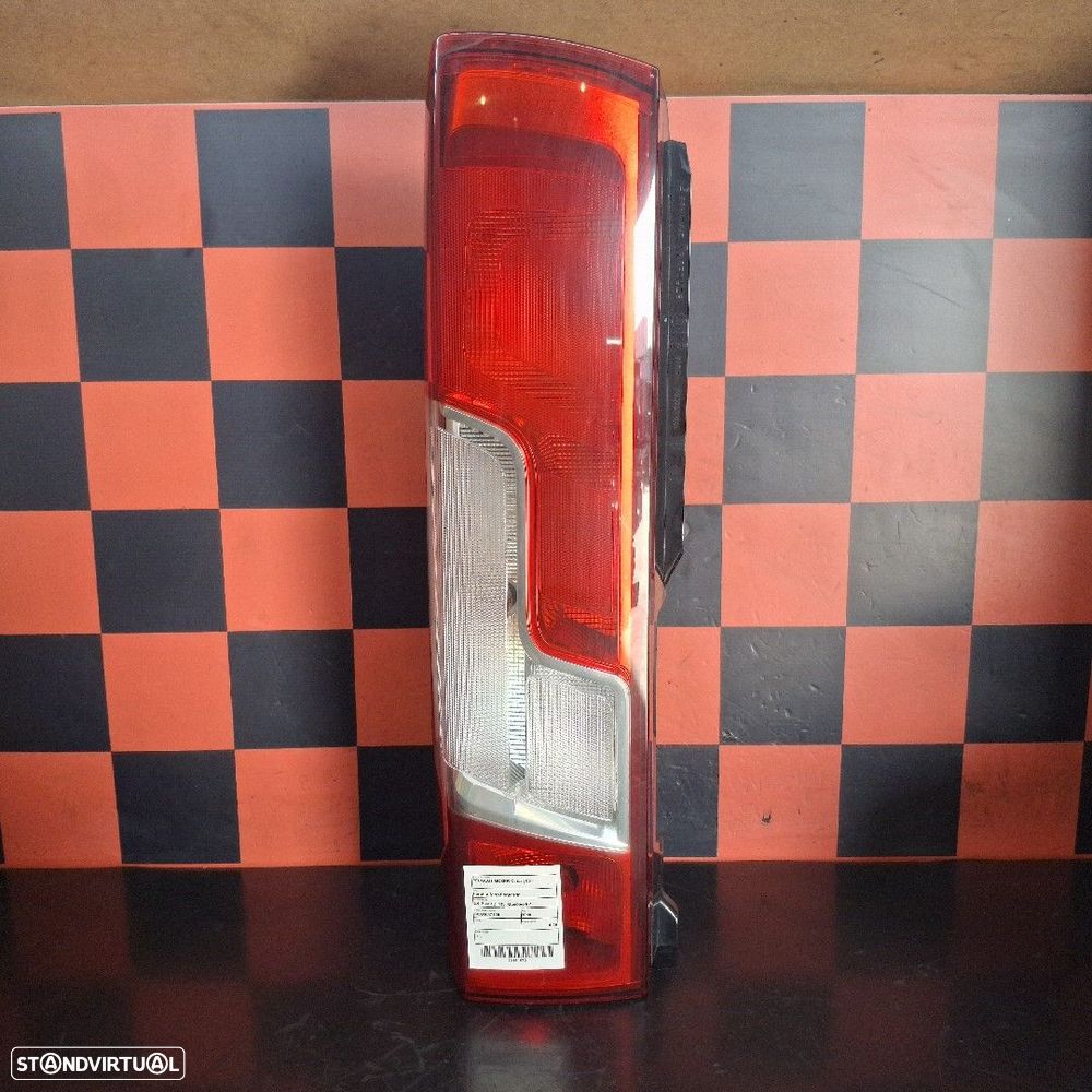 Farolim Stop Esquerdo Peugeot Boxer Caixa - 1