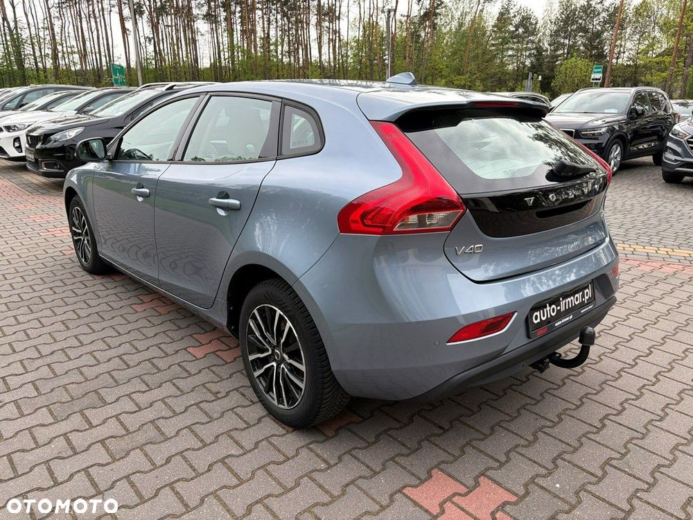 Volvo V40 D2 Momentum - 6