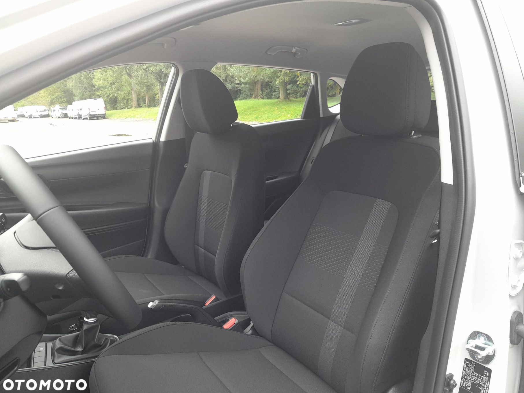 Hyundai i20 1.2 Modern - 30