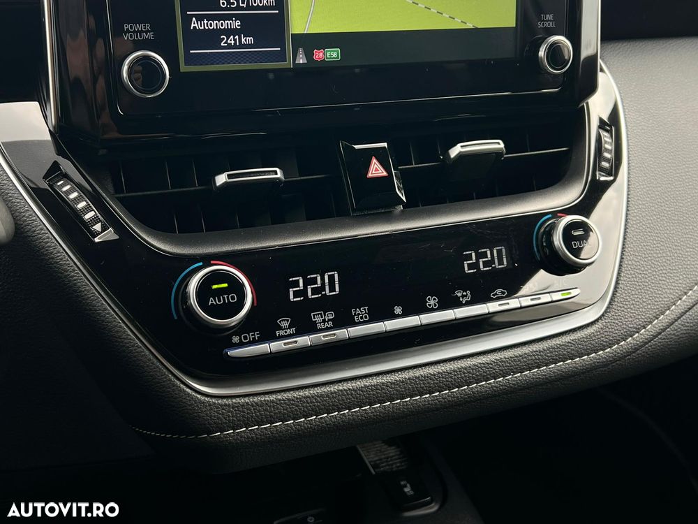 Toyota Corolla - 31