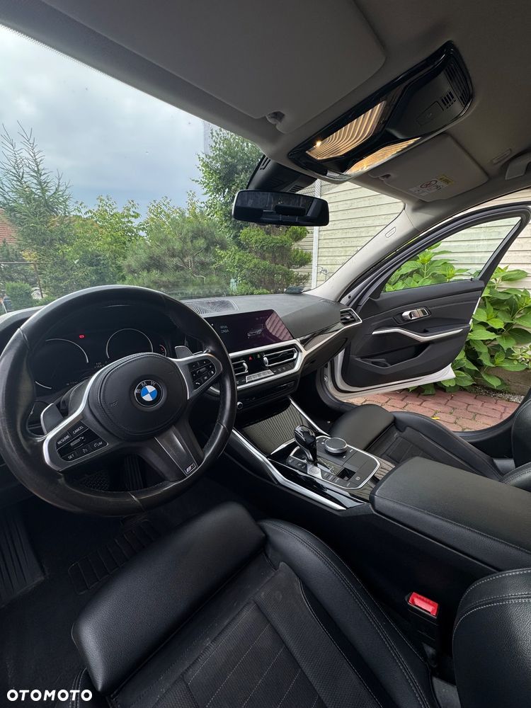 BMW Seria 3 320i Sport Line Shadow - 4