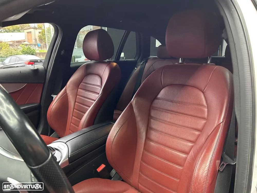 Mercedes-Benz C 250 (BlueTEC) d 4Matic Station 7G-TRONIC AMG Line - 26