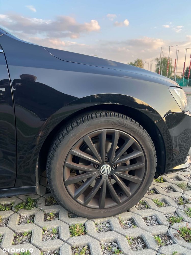 Volkswagen Jetta 1.4 TSI BMT Highline - 9
