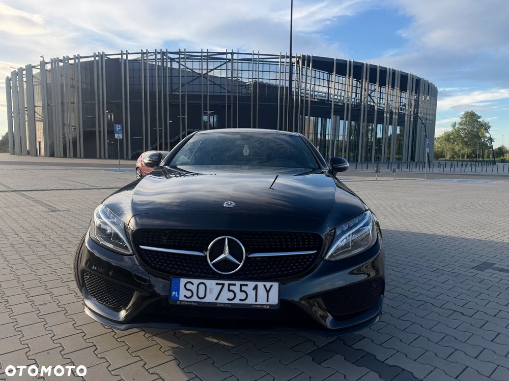 Mercedes-Benz Klasa C 300 9G-TRONIC Night Edition - 3