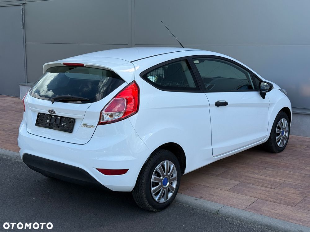 Ford Fiesta - 6