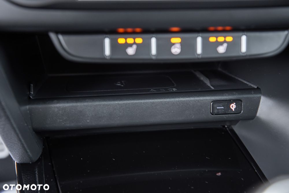 Kia XCeed - 27
