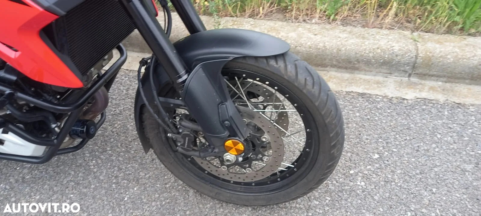 Suzuki DL 1000 V-Strom XT - 12