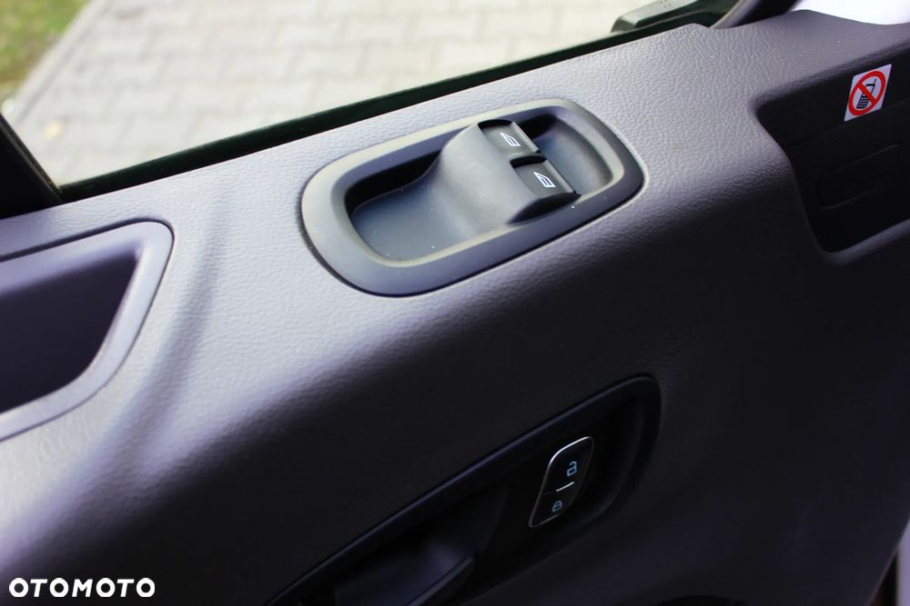 Ford TRANSIT  2.0 TDCI 130KM L2H2 BLASZAK 3 OSOBOWY - 20