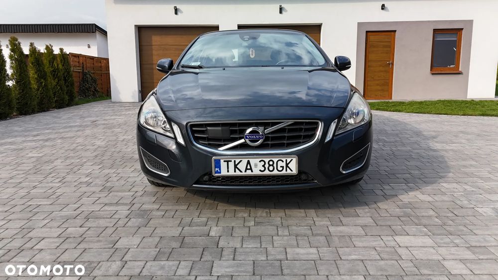 Volvo V60 D3 Momentum - 3