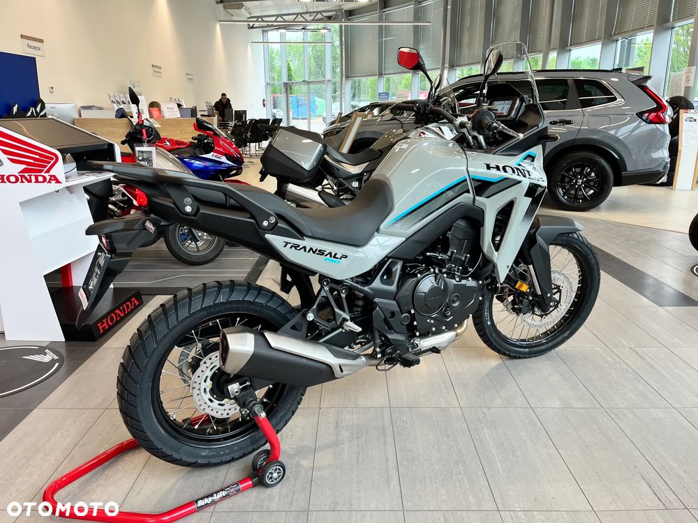 Honda Transalp - 6