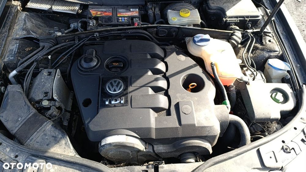 35870 VW passat B5 fl model od 00-05 silnik 1.9 TDI AVB 101 km skrzynia GFL 5 lakier LC9Z - 9