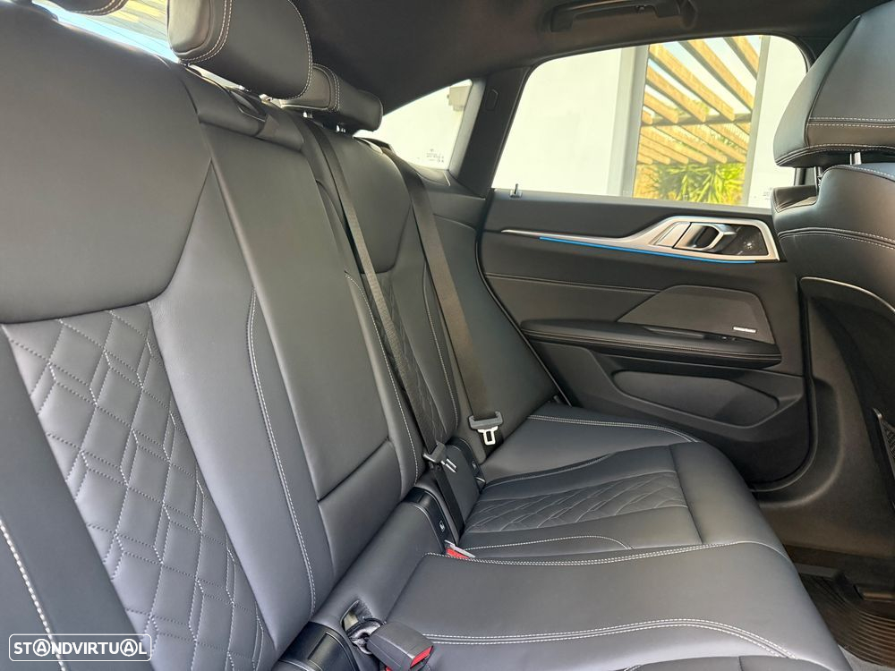 BMW i4 M50 - 11