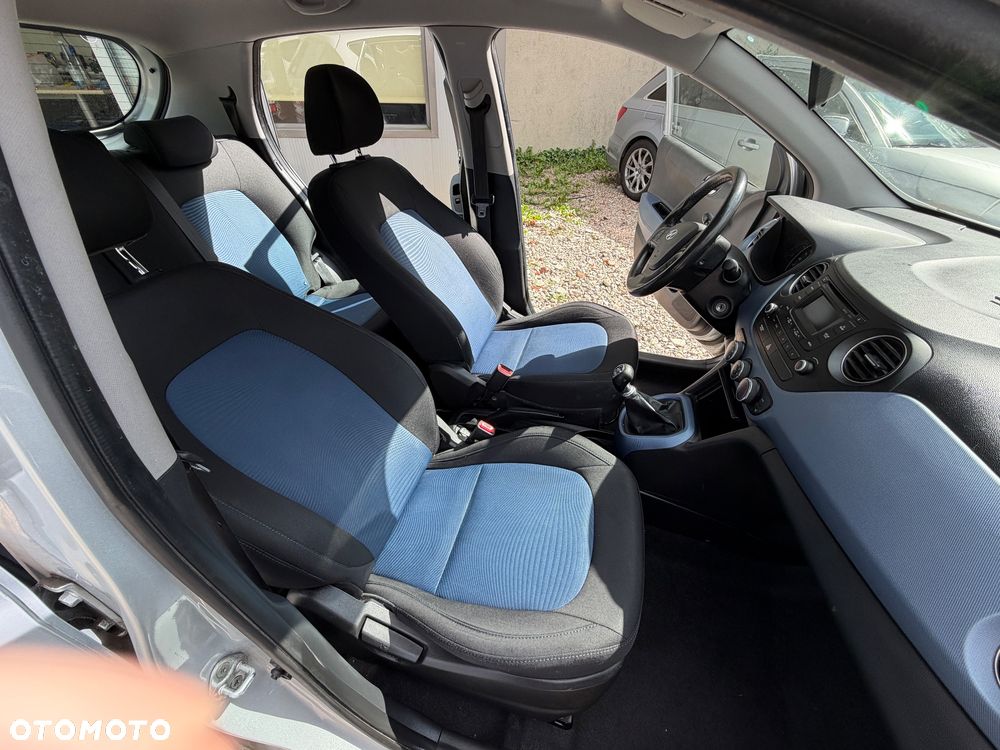 Hyundai i10 1.2 YES Silver - 17