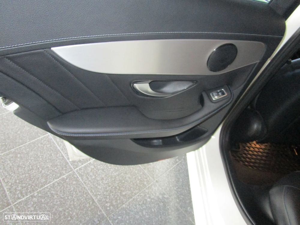 Mercedes-Benz C 300 de T 9G-TRONIC AMG Line - 21