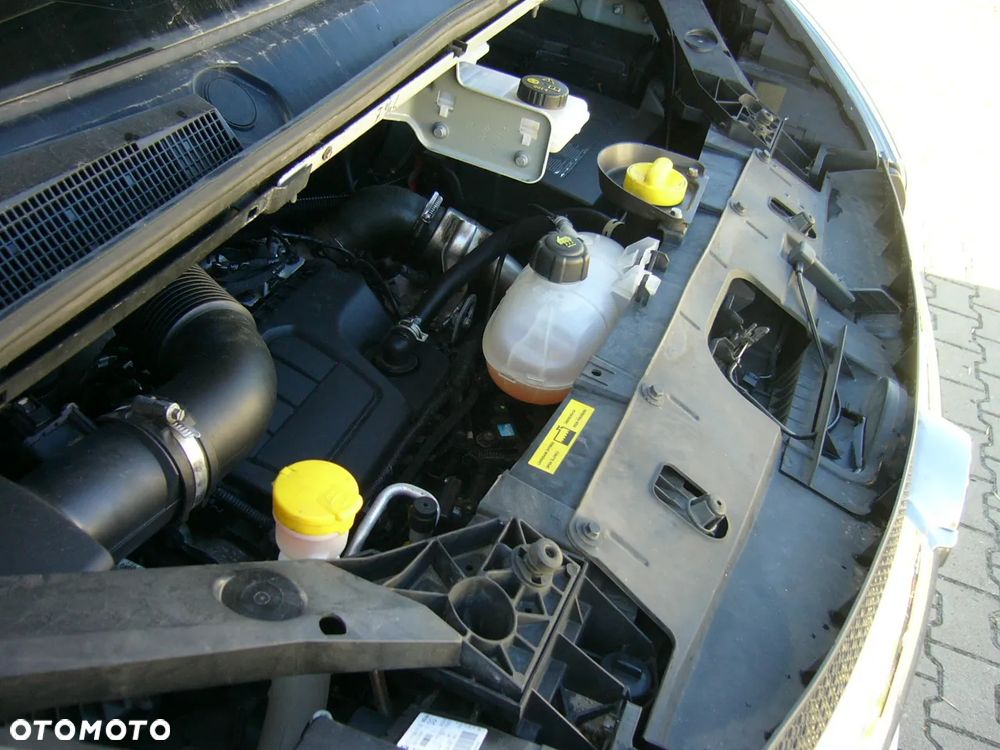 Opel Vivaro Komora chłodnicza VebaBox Panele słoneczne - 36