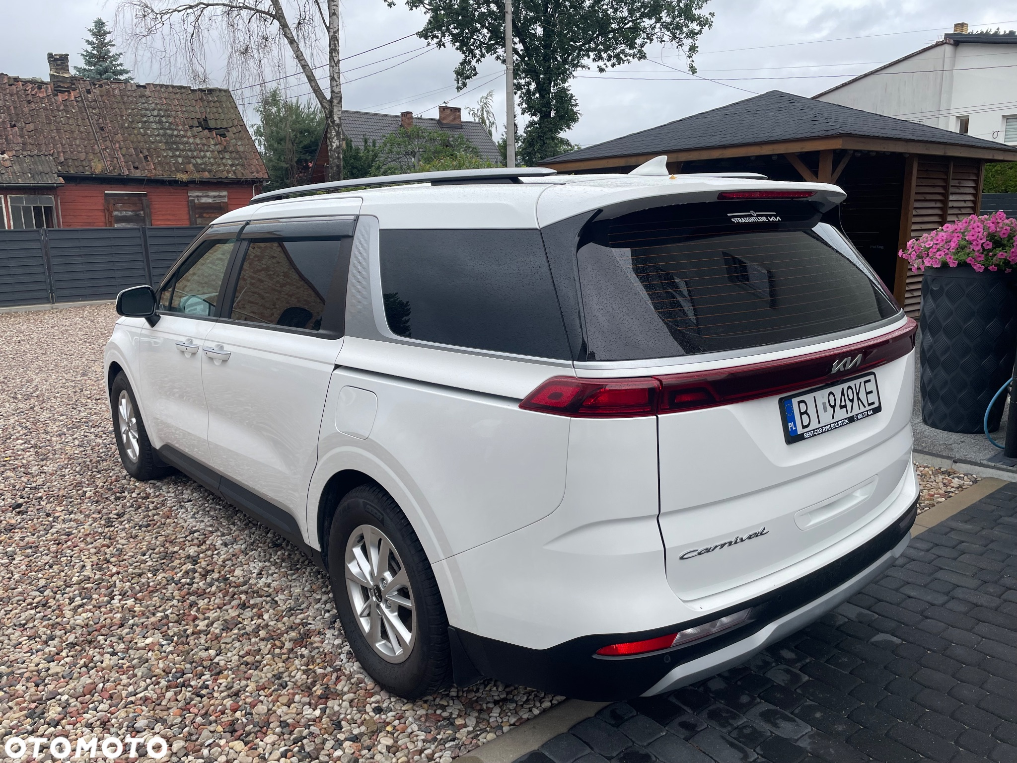 Kia Carnival - 6